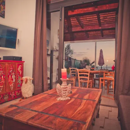 Oceanview House - Puerto Nuevo Apartment
